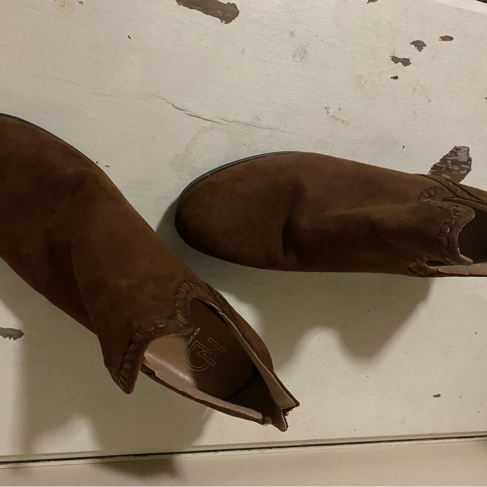 New Directions Brown Ankle Booties Chelsea Style